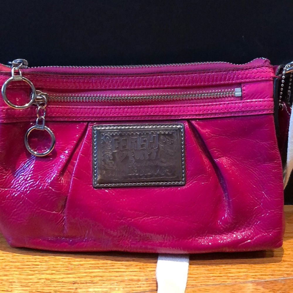 Pink patent leather coach crossbody bag